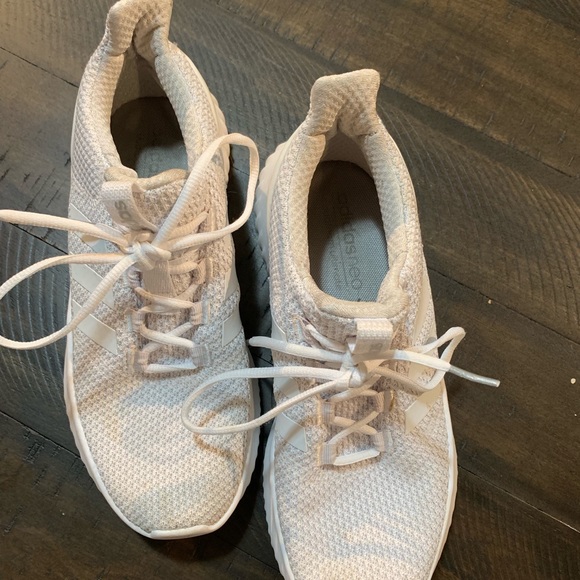 Adidas cloudfoam shoes - Picture 2 of 5